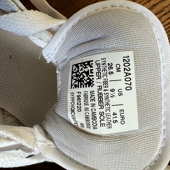 ASICS, size 9.5 - Picture 5 of 6